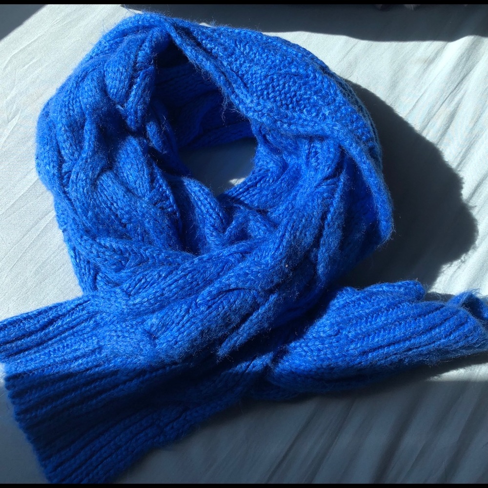 Knitted scarf - cobalt blue